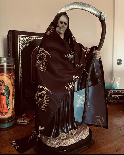 Santa Muerte Silk black/gold 12X12